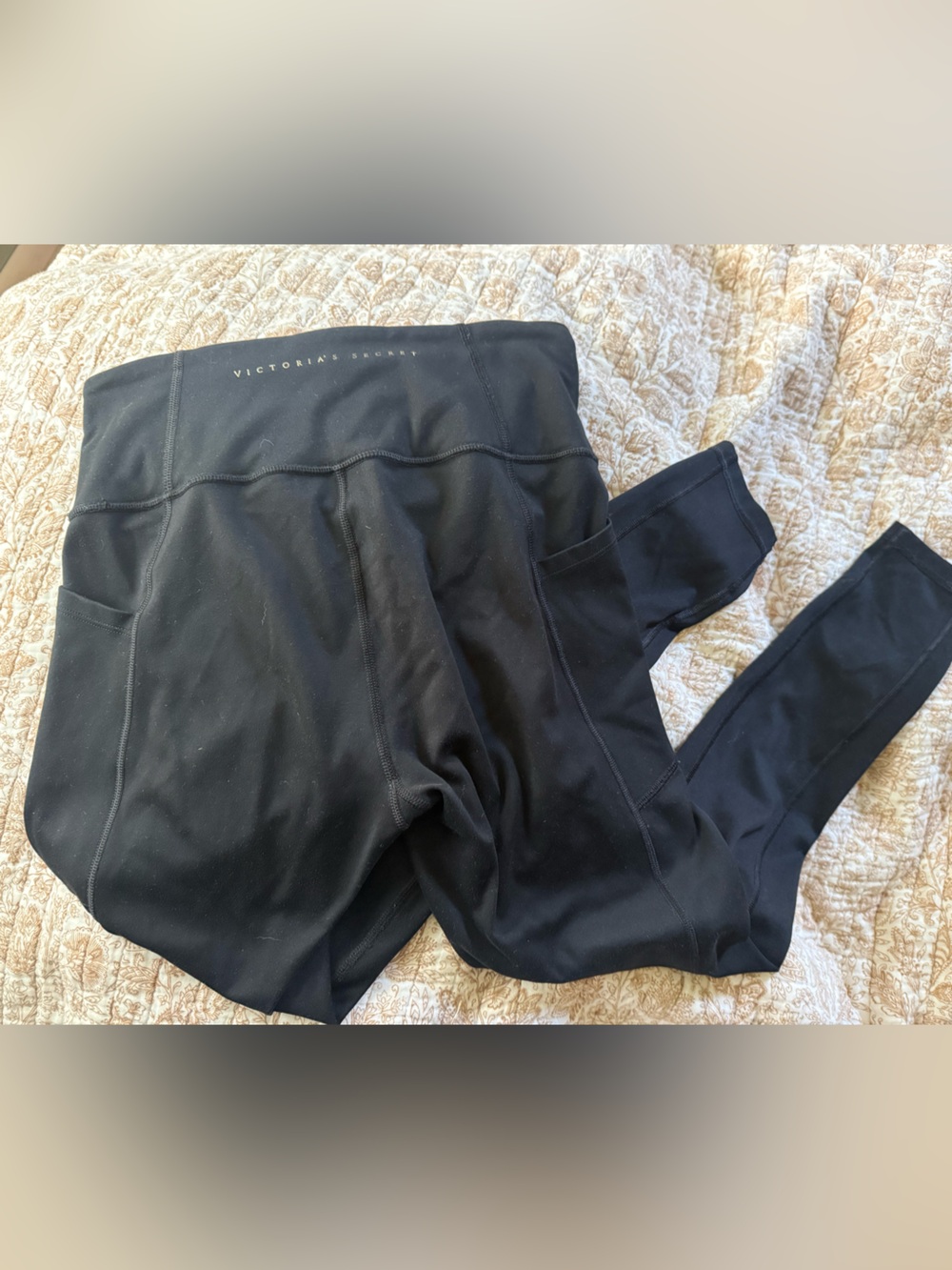 Victoria Secret Cropped Legging